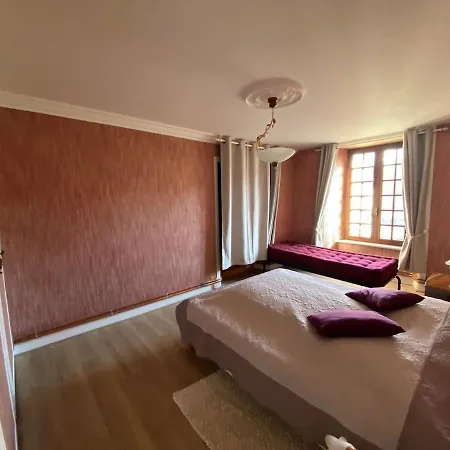 Familial House Dellac-mathieu In Mountain Village Cantal 빌라