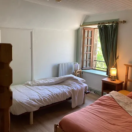 Familial House Dellac-mathieu In Mountain Village Cantal Villa *