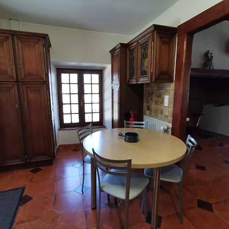 Villa Familial House Dellac-mathieu In Mountain Village Cantal *